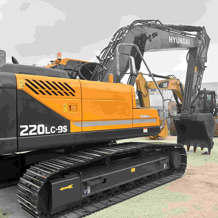 Original Used Made in Korea 22ton Hyundai 220lc-9s 225lc-9t Excavator for Sale in Good Condition and Low Working Time - Pelle: photos 1 Original Used Made in Korea 22ton Hyundai 220lc-9s 225lc-9t Excavator for Sale in Good Condition and Low Working Time - Pelle: photos 1