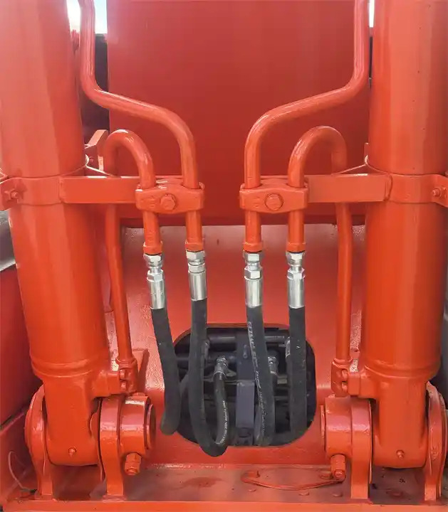 Slightly Used Japan Origin Hitachi Zx120 12t Used Excavator With A/c In Shanghai - Pelle sur chenille: photos 5 Slightly Used Japan Origin Hitachi Zx120 12t Used Excavator With A/c In Shanghai - Pelle sur chenille: photos 5