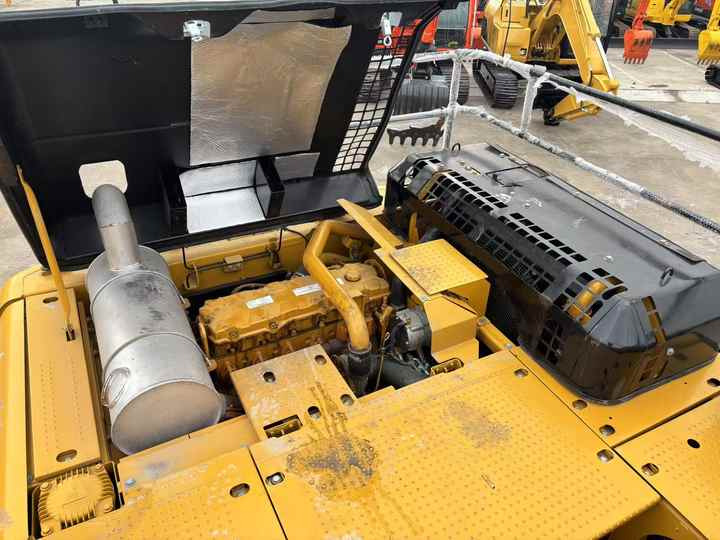 Used CATERPILLAR 336D2 Excavator CAT 336D2 330 360 Used CAT 336D2 Excavator for Sale Used Walking Excavator on Caterpillar - Pelle: photos 3 Used CATERPILLAR 336D2 Excavator CAT 336D2 330 360 Used CAT 336D2 Excavator for Sale Used Walking Excavator on Caterpillar - Pelle: photos 3