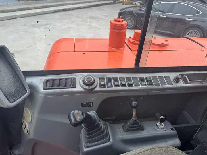 Used Excavator Doosan Dx60 Dx80 Dx75 Excavators Machinery Doosan Dx60 Dx80 Dx75 Dx225 Good Condition Low Price - Pelle sur chenille: photos 3 Used Excavator Doosan Dx60 Dx80 Dx75 Excavators Machinery Doosan Dx60 Dx80 Dx75 Dx225 Good Condition Low Price - Pelle sur chenille: photos 3