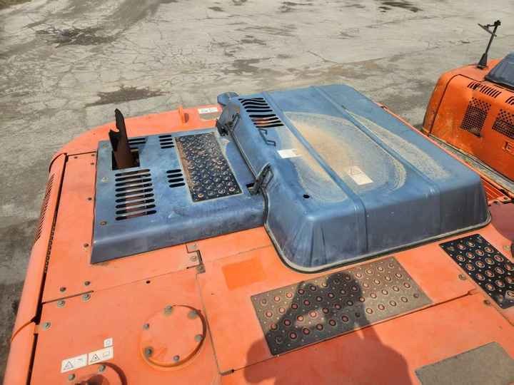 Used Machinery ZX350-5G ZX350-3G 35 Ton Crawler Used Hitachi Excavators Hitachi Heavy Duty Machine ZAXIS 350-5G 350-3G for Sale - Pelle: photos 5 Used Machinery ZX350-5G ZX350-3G 35 Ton Crawler Used Hitachi Excavators Hitachi Heavy Duty Machine ZAXIS 350-5G 350-3G for Sale - Pelle: photos 5