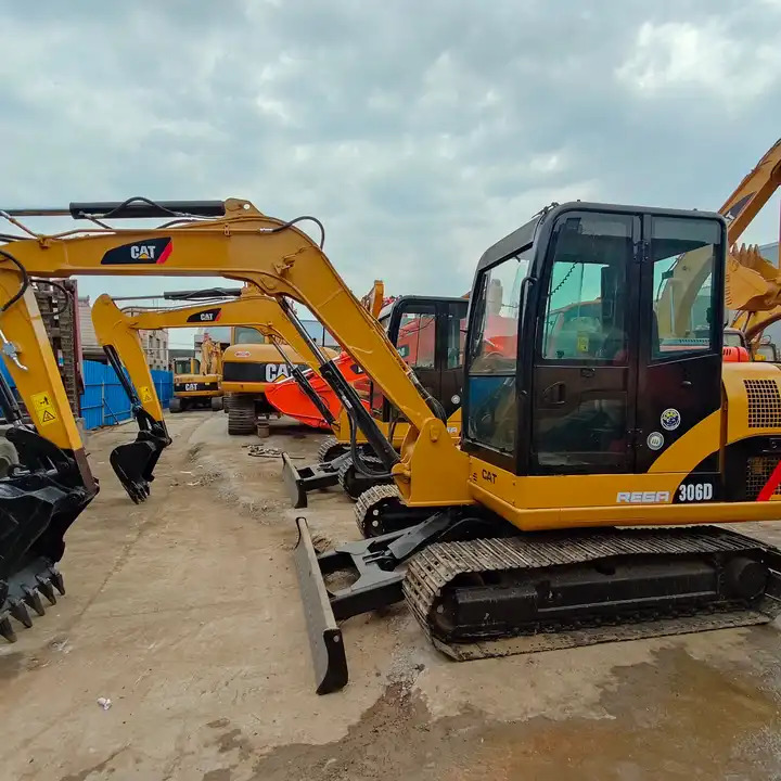 Used cat 306D 302.5D 302D 6ton 2.5ton 2ton mini excavator - Pelle sur chenille: photos 2 Used cat 306D 302.5D 302D 6ton 2.5ton 2ton mini excavator - Pelle sur chenille: photos 2