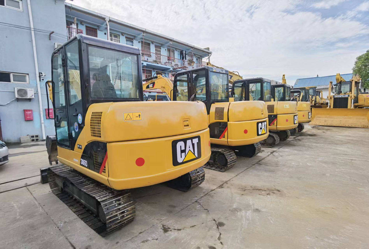 Used cat mini excavator 306D 302.5 6ton 2.5ton free shipping with mini excavator bucket - Pelle sur chenille: photos 4 Used cat mini excavator 306D 302.5 6ton 2.5ton free shipping with mini excavator bucket - Pelle sur chenille: photos 4
