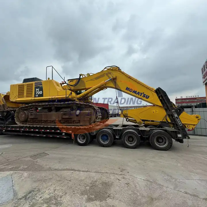 Second hand nice price good condition komatsu pc650 pc600 pc700 65 ton large excavator - Pelle: photos 2 Second hand nice price good condition komatsu pc650 pc600 pc700 65 ton large excavator - Pelle: photos 2