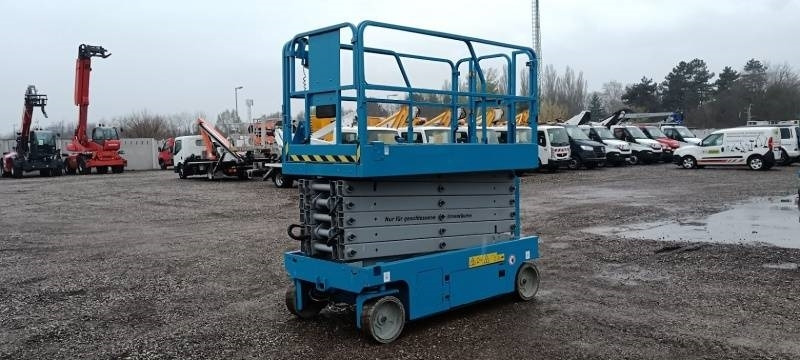 Genie GS4047 - 13,7m - electric - Nacelle ciseaux: photos 2 Genie GS4047 - 13,7m - electric - Nacelle ciseaux: photos 2