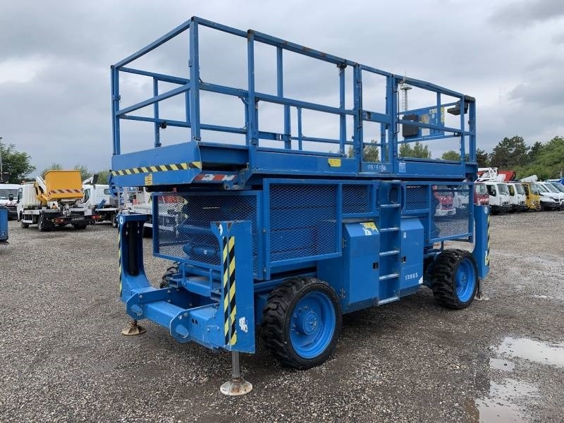 Genie GS4390 - 15,11m, diesel, 4x4 - Nacelle ciseaux: photos 2 Genie GS4390 - 15,11m, diesel, 4x4 - Nacelle ciseaux: photos 2