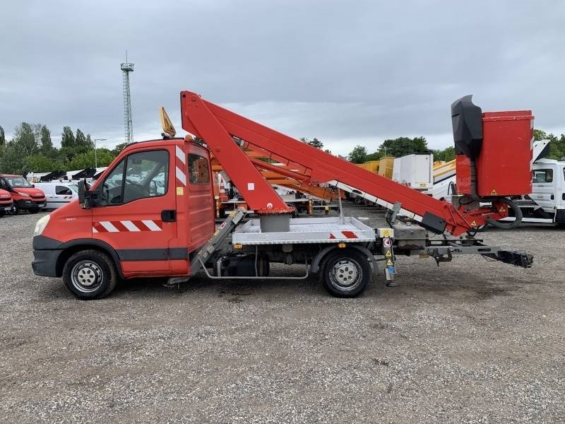 Iveco Daily GSR E179T - 17,1m - 200 kg - Camion avec nacelle: photos 5 Iveco Daily GSR E179T - 17,1m - 200 kg - Camion avec nacelle: photos 5