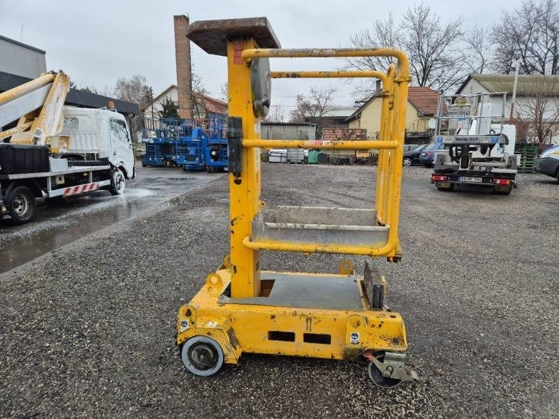 JLG Power Tower Ecolift - 4,2m, 150 kg - Nacelle articulée: photos 4 JLG Power Tower Ecolift - 4,2m, 150 kg - Nacelle articulée: photos 4