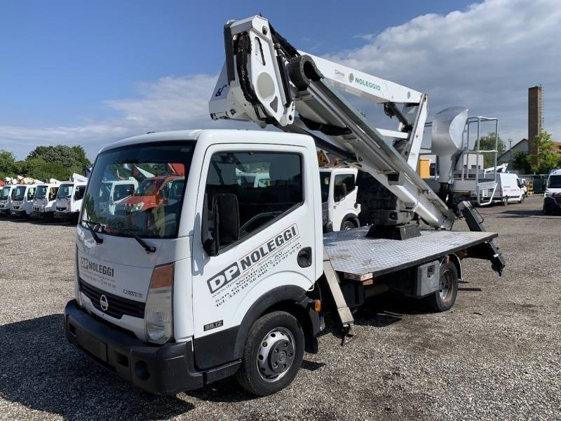 Nissan Cabstar Oil&Steel Snake 189 - 18 m - Camion avec nacelle: photos 2 Nissan Cabstar Oil&Steel Snake 189 - 18 m - Camion avec nacelle: photos 2