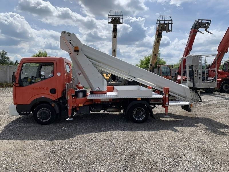 Nissan Cabstar Ruthmann-Steiger TB270 - 27m - 230 kg - Camion avec nacelle: photos 5 Nissan Cabstar Ruthmann-Steiger TB270 - 27m - 230 kg - Camion avec nacelle: photos 5