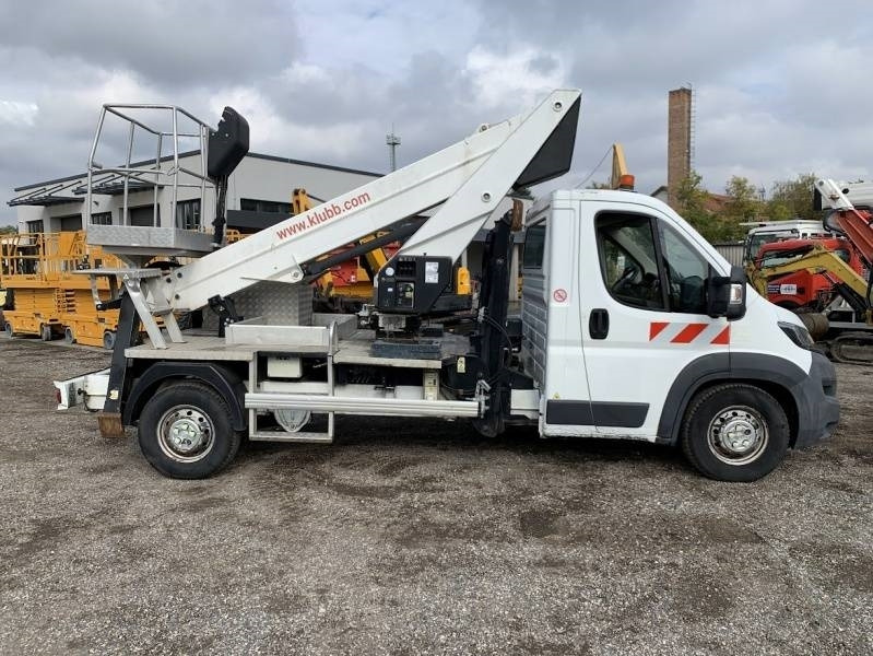Peugeot Boxer Isoli VT42NEXS - 14,1m, 240kg  - Camion avec nacelle: photos 4 Peugeot Boxer Isoli VT42NEXS - 14,1m, 240kg  - Camion avec nacelle: photos 4