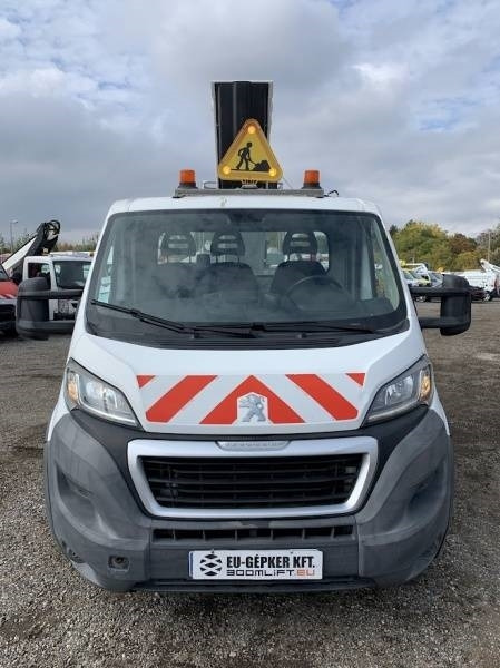 Peugeot Boxer Isoli VT42NEXS - 14,1m, 240kg  - Camion avec nacelle: photos 3 Peugeot Boxer Isoli VT42NEXS - 14,1m, 240kg  - Camion avec nacelle: photos 3