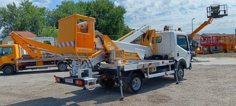 Camion avec nacelle Renault Maxity Multitel MX200 - 20 m: photos 6