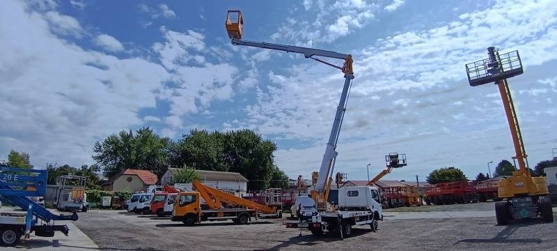 Camion avec nacelle Renault Maxity Multitel MX200 - 20 m: photos 10