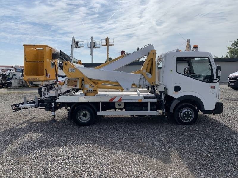 Renault Maxity Multitel MX200 - 20 m - Camion avec nacelle: photos 4 Renault Maxity Multitel MX200 - 20 m - Camion avec nacelle: photos 4
