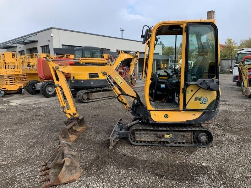 Yanmar SV18 - WITH EXTENDABLE AXIS  - Mini pelle: photos 5 Yanmar SV18 - WITH EXTENDABLE AXIS  - Mini pelle: photos 5