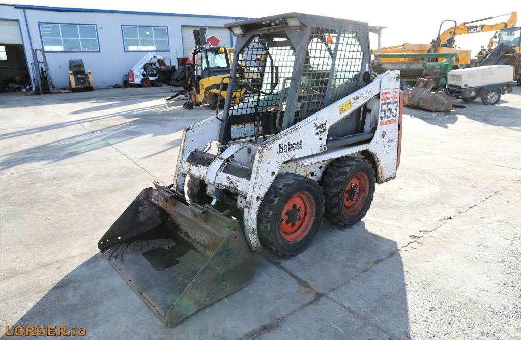 Bobcat 553 - Mini chargeuse: photos 1 Bobcat 553 - Mini chargeuse: photos 1