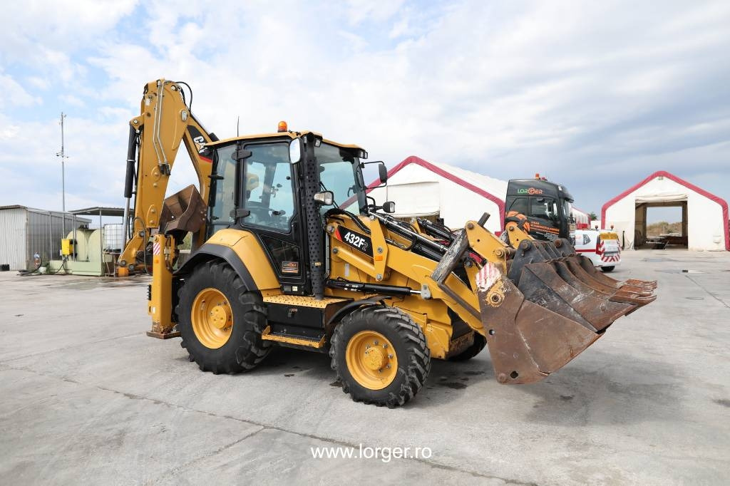 CAT 432 F2 - Tractopelle: photos 1 CAT 432 F2 - Tractopelle: photos 1