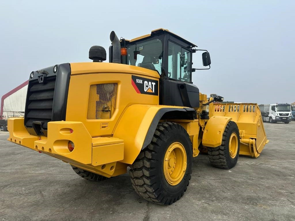 Chargeuse sur pneus CAT 938 K: photos 6