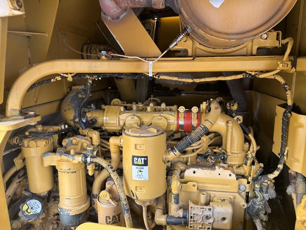 Chargeuse sur pneus CAT 938 K: photos 12