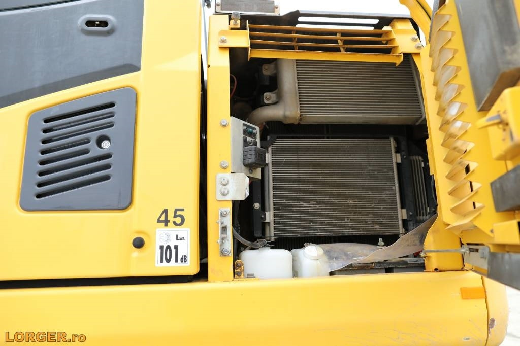 Pelle sur pneus Komatsu PW 148-10: photos 18