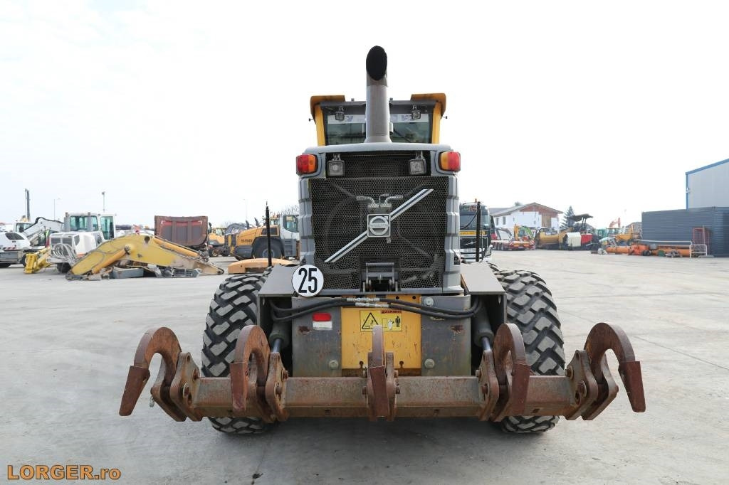 Volvo G 930 + Sistem GPS 3D - Niveleuse: photos 5 Volvo G 930 + Sistem GPS 3D - Niveleuse: photos 5