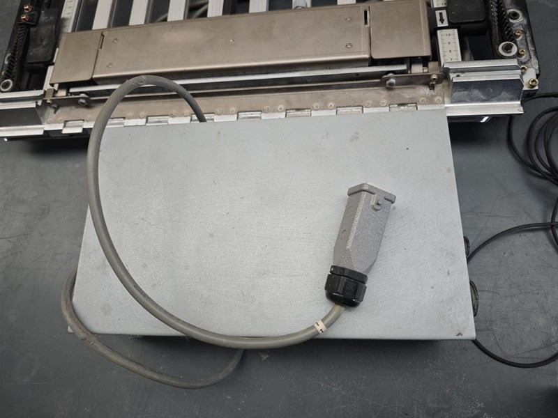 Horizon GFB-56 - Plieuse de bureau: photos 3 Horizon GFB-56 - Plieuse de bureau: photos 3