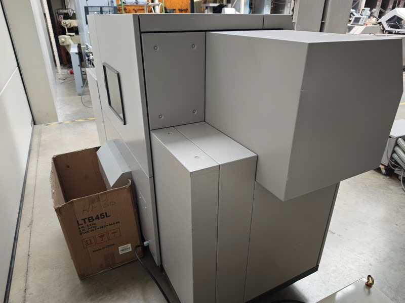 Horizon HT-30 | 2005 | 1.65 Mio - Massicot: photos 4 Horizon HT-30 | 2005 | 1.65 Mio - Massicot: photos 4