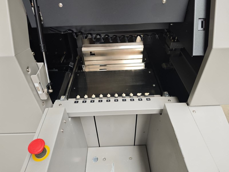 Horizon HT-30 | 2005 | 1.65 Mio - Massicot: photos 3 Horizon HT-30 | 2005 | 1.65 Mio - Massicot: photos 3