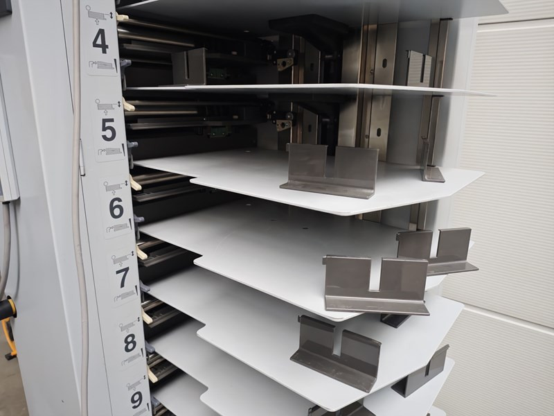 Horizon VAC-100 c | collator | 10 stations | 2008 | 33.2 mio - Machine d'impression: photos 2 Horizon VAC-100 c | collator | 10 stations | 2008 | 33.2 mio - Machine d'impression: photos 2