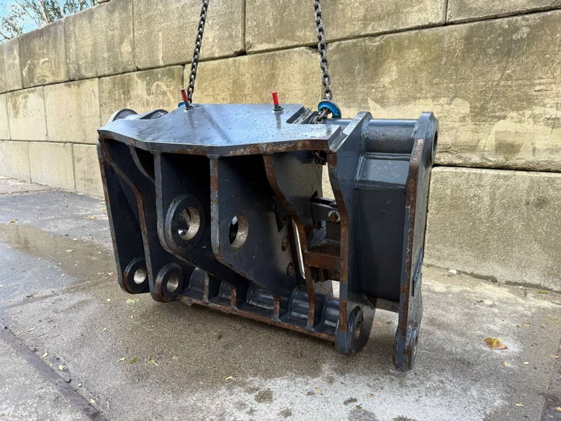 Bepe Caterpillar 962 Verachtert quick coupler NEW! - Attache rapide pour Engins de chantier: photos 4 Bepe Caterpillar 962 Verachtert quick coupler NEW! - Attache rapide pour Engins de chantier: photos 4