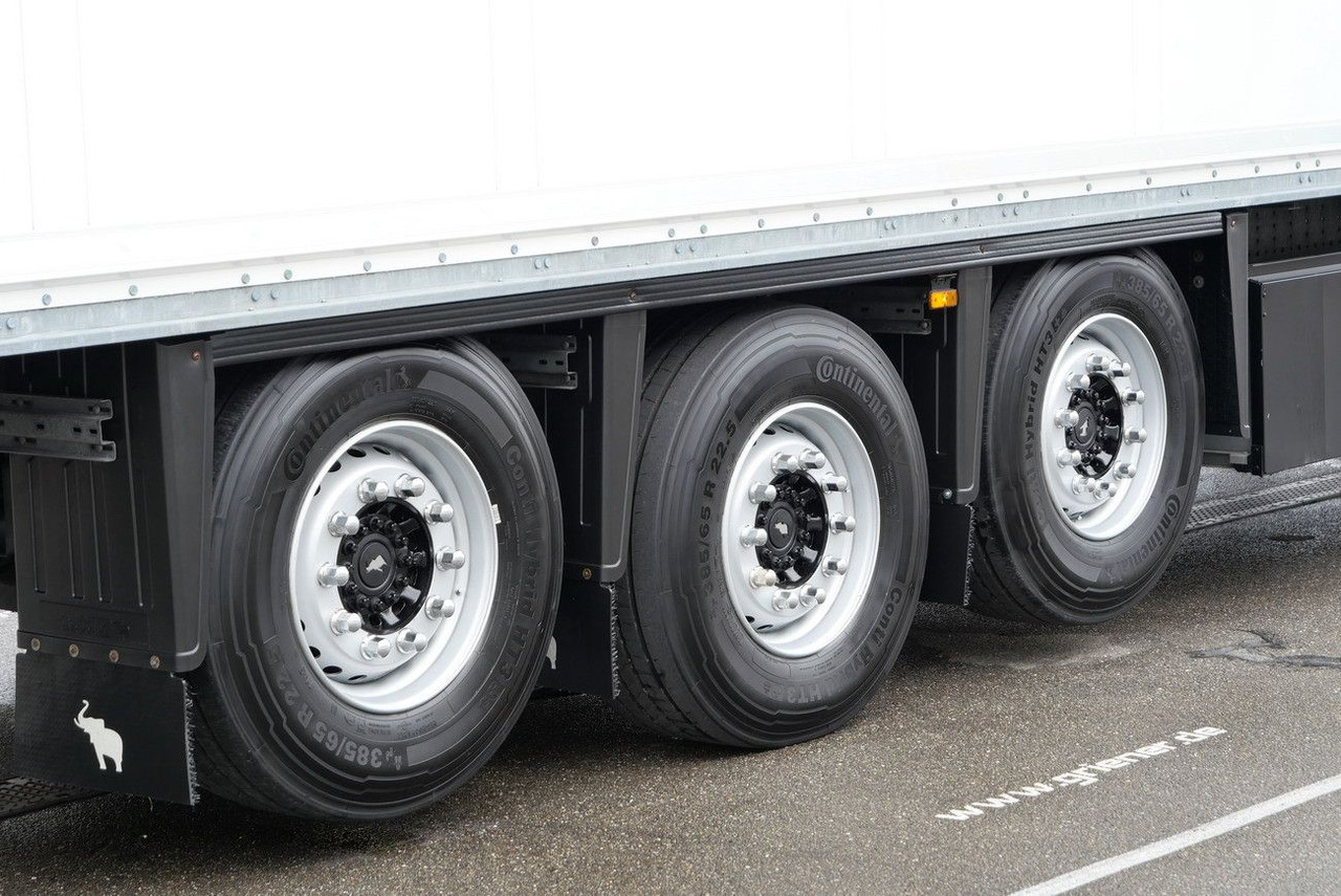 Semi-remorque fourgon Schmitz Cargobull SKO 24/DOPPELSTOCK / 2,70/ 2 x LIFT nur 67000 km: photos 24 Semi-remorque fourgon Schmitz Cargobull SKO 24/DOPPELSTOCK / 2,70/ 2 x LIFT nur 67000 km: photos 24