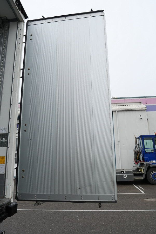 Semi-remorque fourgon Schmitz Cargobull SKO 24/DOPPELSTOCK / 2,70/ 2 x LIFT nur 67000 km: photos 20 Semi-remorque fourgon Schmitz Cargobull SKO 24/DOPPELSTOCK / 2,70/ 2 x LIFT nur 67000 km: photos 20