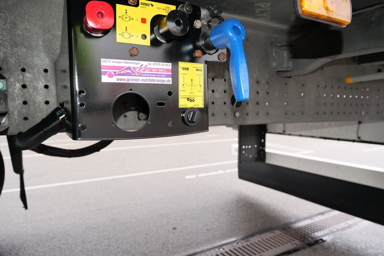 Semi-remorque fourgon Schmitz Cargobull SKO 24/DOPPELSTOCK / 2,70/ 2 x LIFT nur 67000 km: photos 15 Semi-remorque fourgon Schmitz Cargobull SKO 24/DOPPELSTOCK / 2,70/ 2 x LIFT nur 67000 km: photos 15