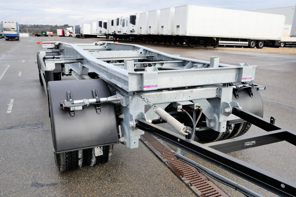 Web-Trailer ARA 18/ DIN 30722 / 5000 - 7000 mm/19,5 VERZINKT Web-Trailer ARA 18/ DIN 30722 / 5000 - 7000 mm/19,5 VERZINKT - Remorque ampliroll/ Multibenne: photos 3 Web-Trailer ARA 18/ DIN 30722 / 5000 - 7000 mm/19,5 VERZINKT Web-Trailer ARA 18/ DIN 30722 / 5000 - 7000 mm/19,5 VERZINKT - Remorque ampliroll/ Multibenne: photos 3