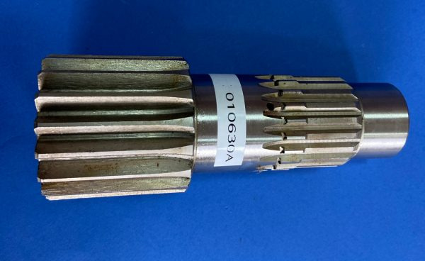 Wałek obrotu 010630A Komatsu PC05-7 E - Moteur de rotation pour Engins de chantier: photos 2 Wałek obrotu 010630A Komatsu PC05-7 E - Moteur de rotation pour Engins de chantier: photos 2