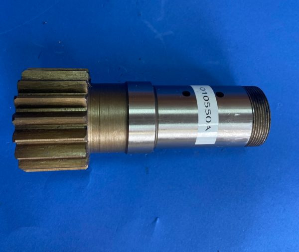 Wałek obrotu 010670A Komatsu PC16 - Moteur de rotation pour Engins de chantier: photos 2 Wałek obrotu 010670A Komatsu PC16 - Moteur de rotation pour Engins de chantier: photos 2
