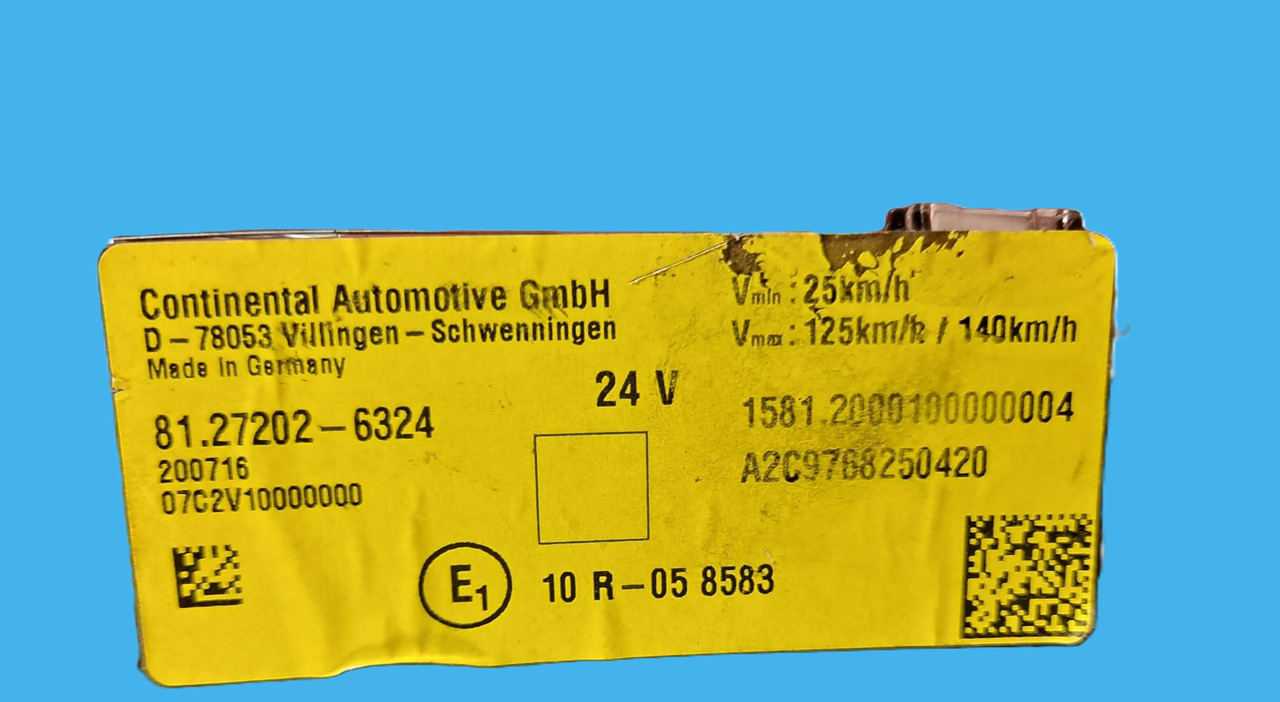 81.27202-6324 LICZNIK ZEGAR MAN 81.27202-6324 MAN Continental D-78053 - Panel de instrumentos: photos 4 81.27202-6324 LICZNIK ZEGAR MAN 81.27202-6324 MAN Continental D-78053 - Panel de instrumentos: photos 4