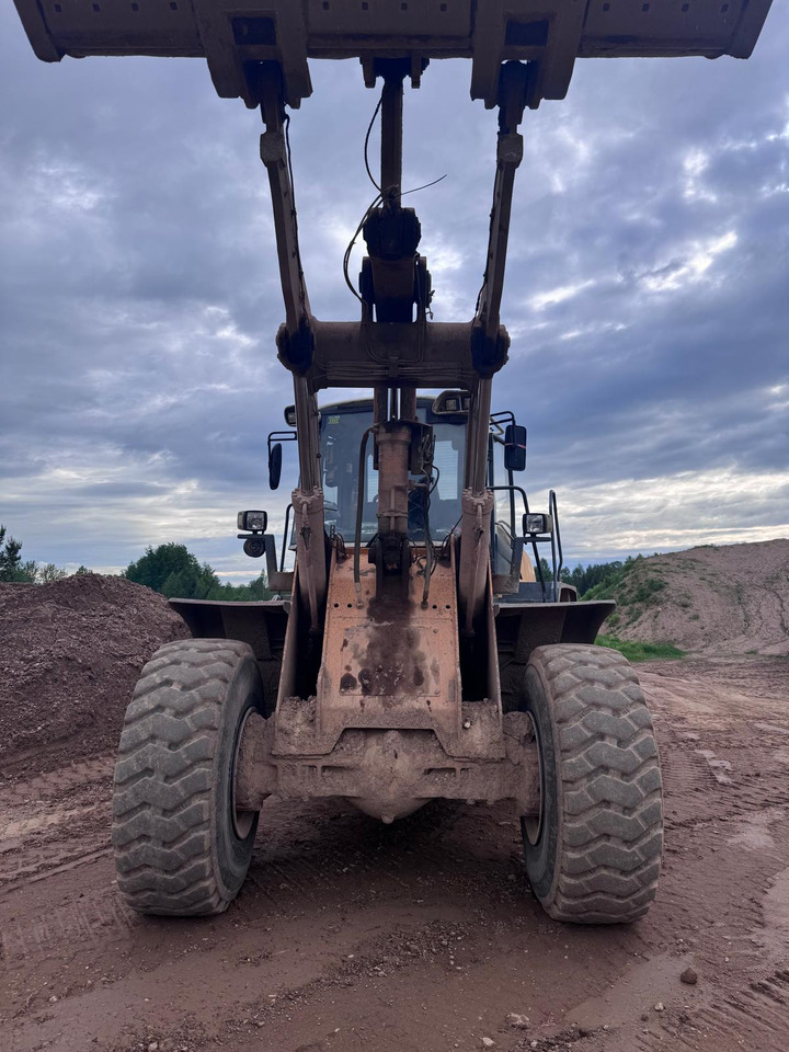 LIEBHERR L566 - Tractopelle: photos 5 LIEBHERR L566 - Tractopelle: photos 5