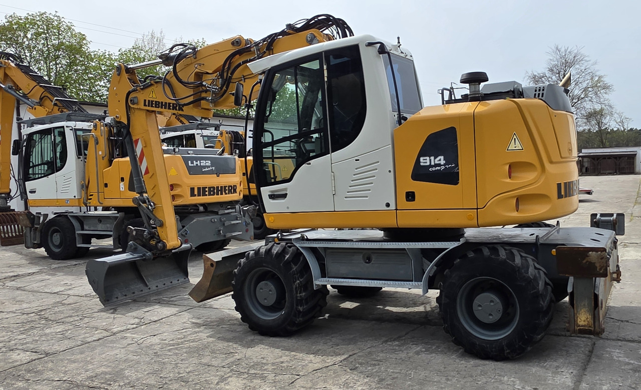 Liebherr A 914 COMPACT - Pelle sur pneus: photos 4 Liebherr A 914 COMPACT - Pelle sur pneus: photos 4