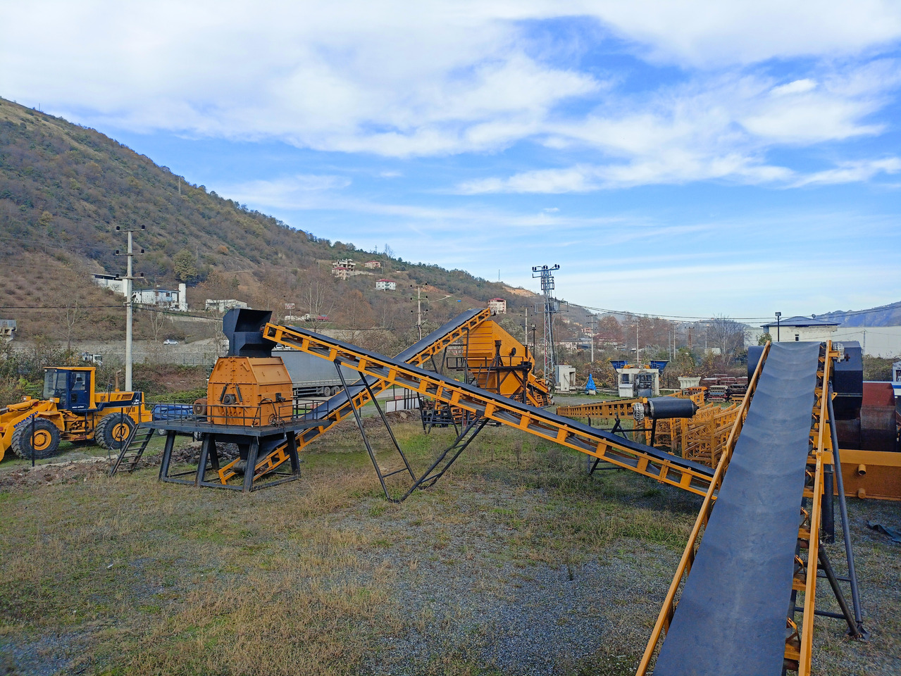 MEGA Crushing and Screening Plant | Ready in Stock - Concasseur: photos 2 MEGA Crushing and Screening Plant | Ready in Stock - Concasseur: photos 2