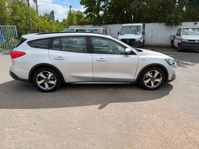 Ford Focus Turnier Active - Voiture break: photos 5 Ford Focus Turnier Active - Voiture break: photos 5