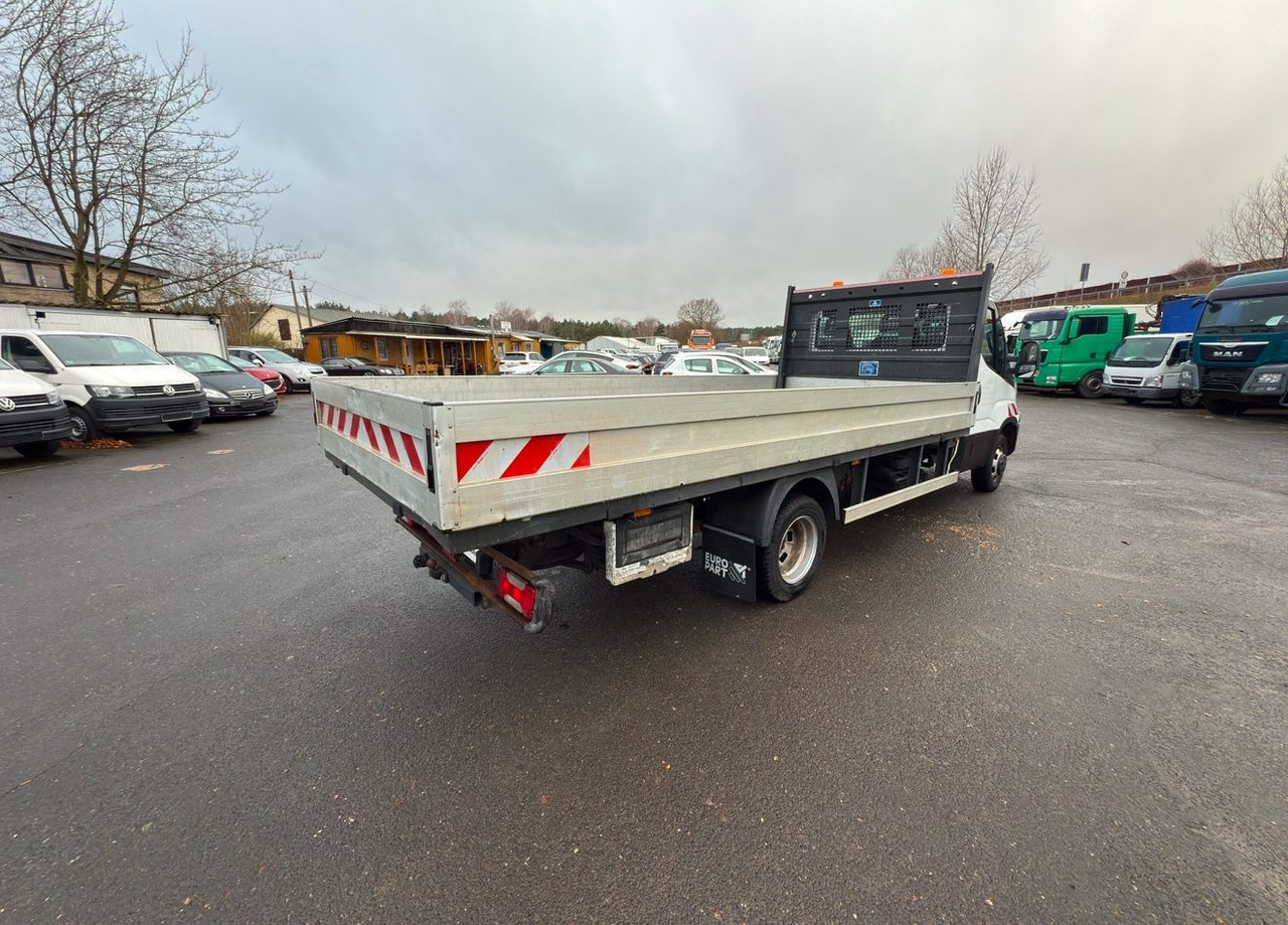 Iveco Daily Einzelkabine 50C15 - Utilitaire plateau: photos 4 Iveco Daily Einzelkabine 50C15 - Utilitaire plateau: photos 4