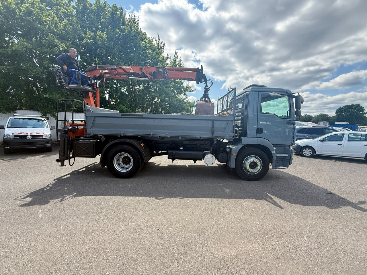 MAN TGM 8.280 Kipper Kran Atlas 85.2 - Camion benne, Camion grue: photos 5 MAN TGM 8.280 Kipper Kran Atlas 85.2 - Camion benne, Camion grue: photos 5