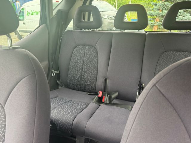 Voiture Mercedes-Benz A 160 A -Klasse A 160: photos 10 Voiture Mercedes-Benz A 160 A -Klasse A 160: photos 10