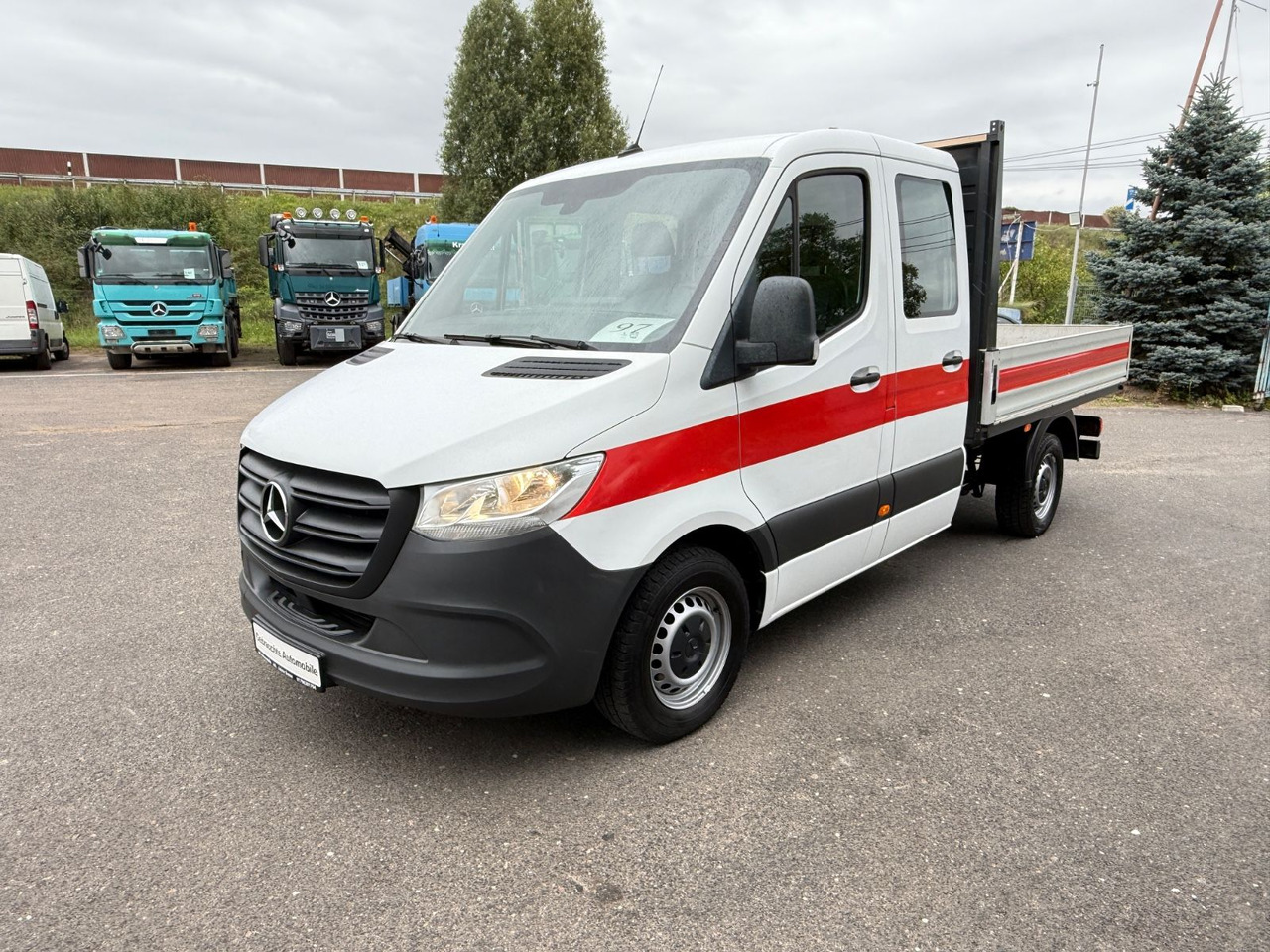 Mercedes-Benz Sprinter 217 Pritsche DoKa - Utilitaire plateau, Utilitaire double cabine: photos 3 Mercedes-Benz Sprinter 217 Pritsche DoKa - Utilitaire plateau, Utilitaire double cabine: photos 3