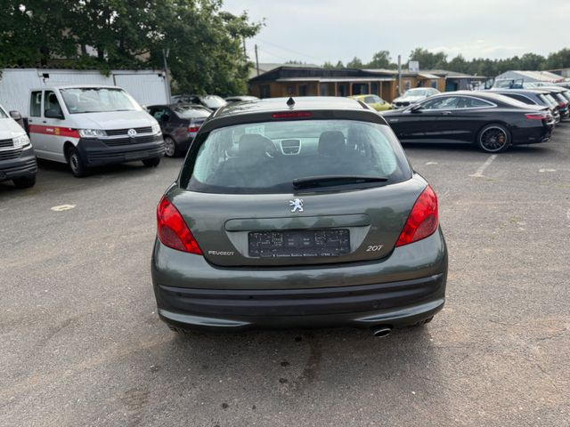 Peugeot 207 Sport Automatik - Berline: photos 5 Peugeot 207 Sport Automatik - Berline: photos 5