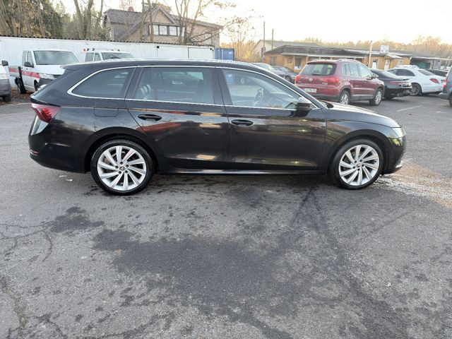 Skoda Octavia Combi First Edition Leder Navi Automatik - Berline: photos 5 Skoda Octavia Combi First Edition Leder Navi Automatik - Berline: photos 5