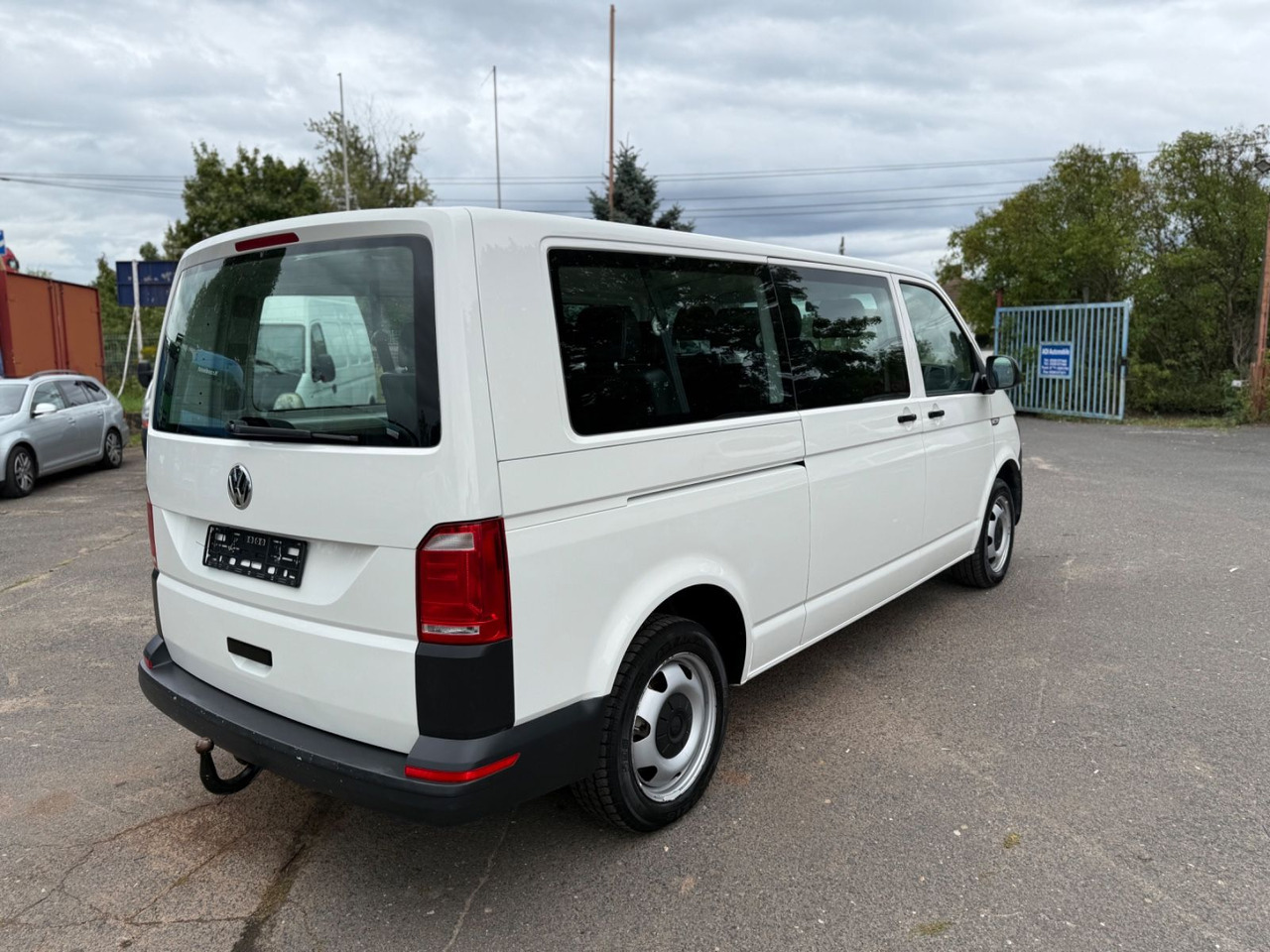Volkswagen T6 Transporter 9 Sitzer 4Motion - Transport de personnes: photos 4 Volkswagen T6 Transporter 9 Sitzer 4Motion - Transport de personnes: photos 4