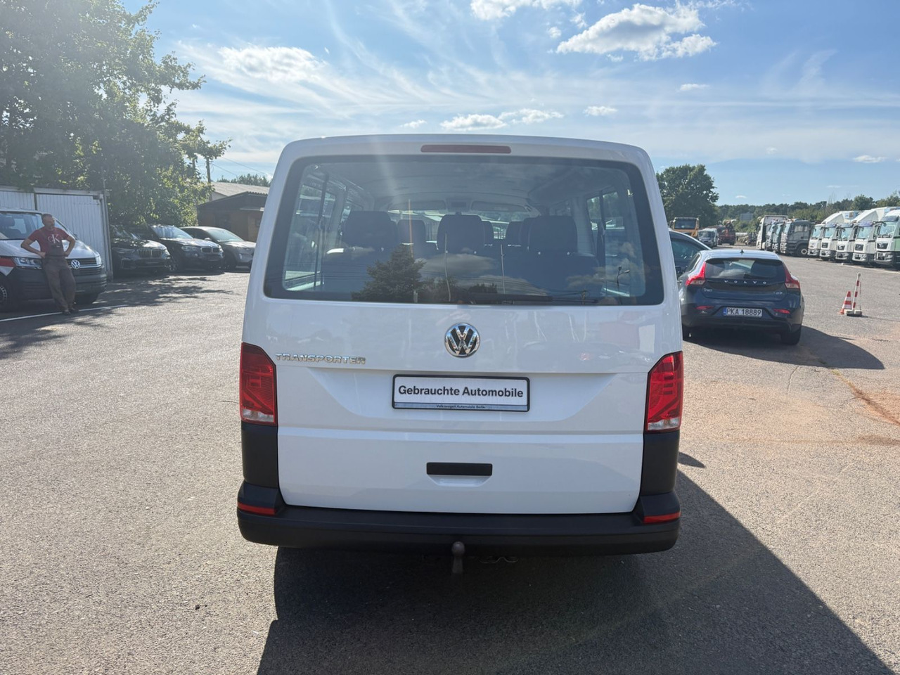 Volkswagen T6 Transporter Kombi lang 9 Sitzer - Transport de personnes: photos 4 Volkswagen T6 Transporter Kombi lang 9 Sitzer - Transport de personnes: photos 4